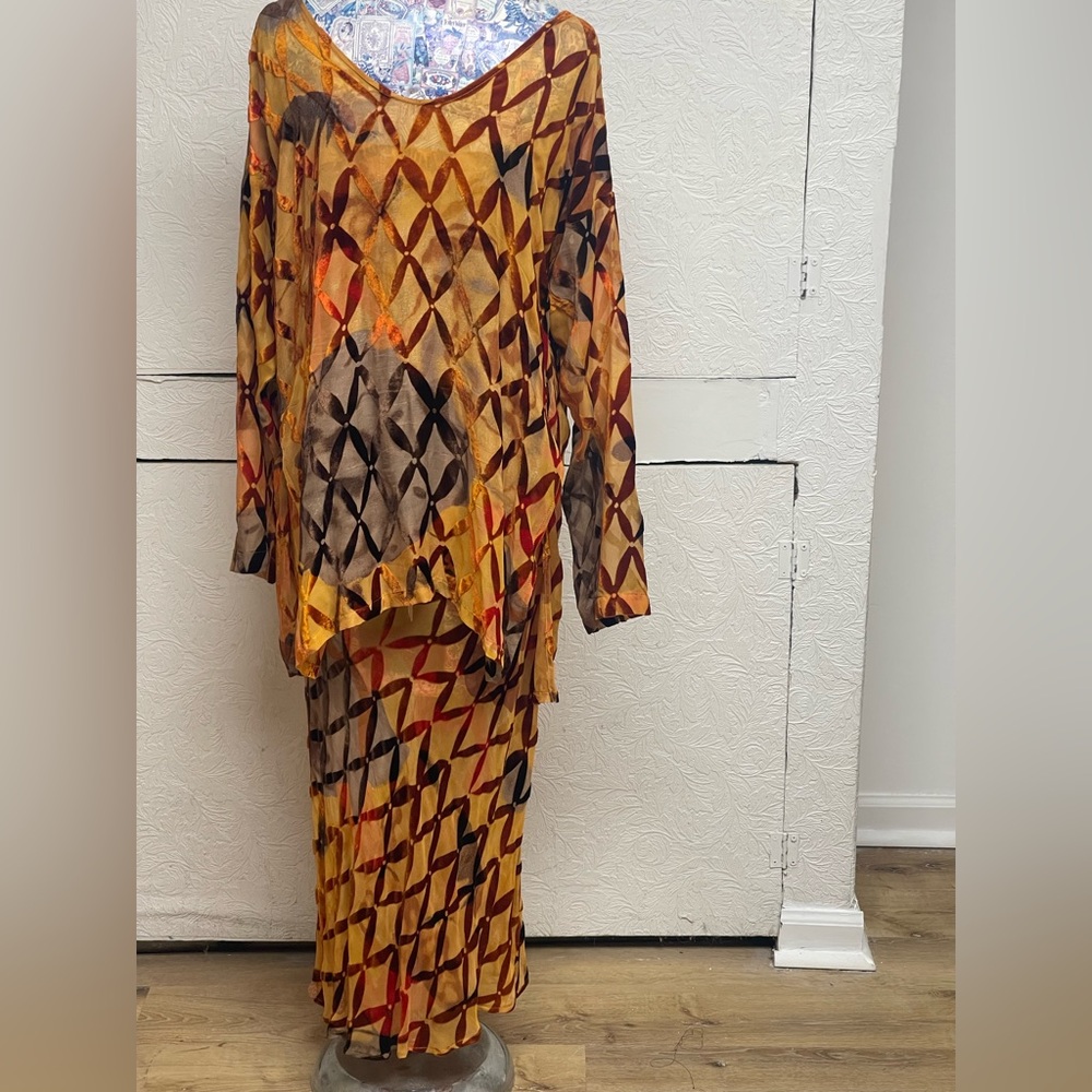 Geometric Patterned Two-Piece Set - image 1